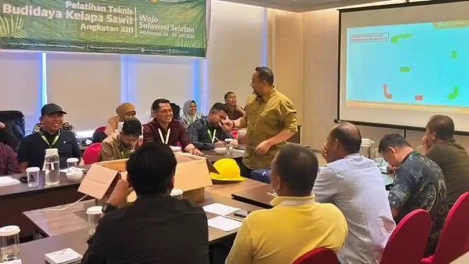 pekebun sawit wajo dibekali teknik budidaya modern