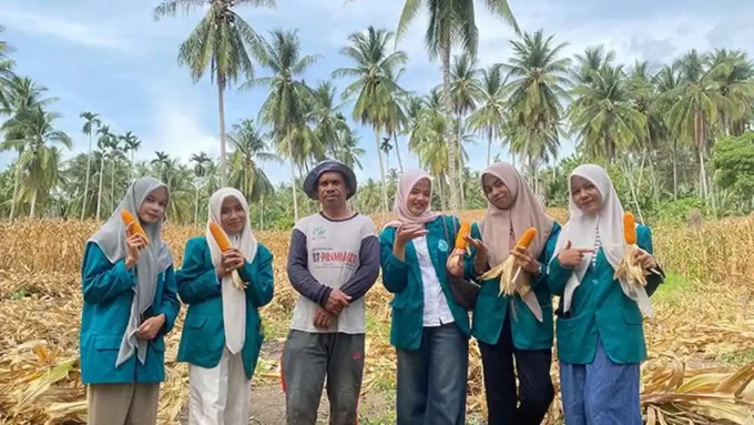 mahasiswa faperta uniki kuliah lapangan